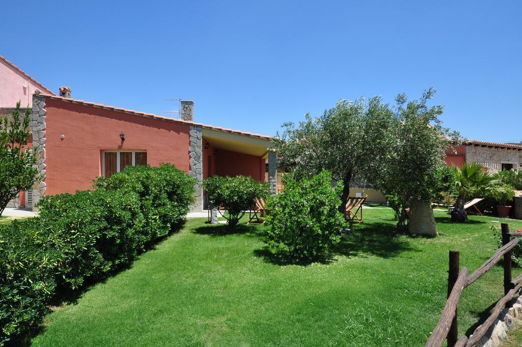 Affittacamere B&B La Villa Dei Graniti فيلاّسيمِيوس المظهر الخارجي الصورة
