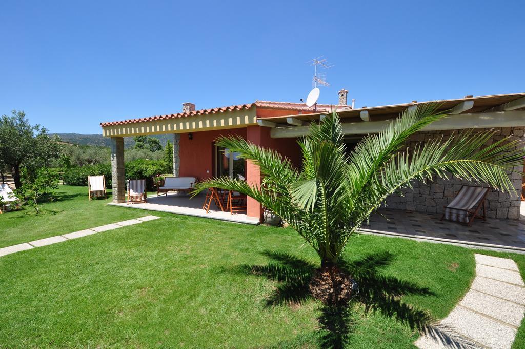 Affittacamere B&B La Villa Dei Graniti فيلاّسيمِيوس المظهر الخارجي الصورة