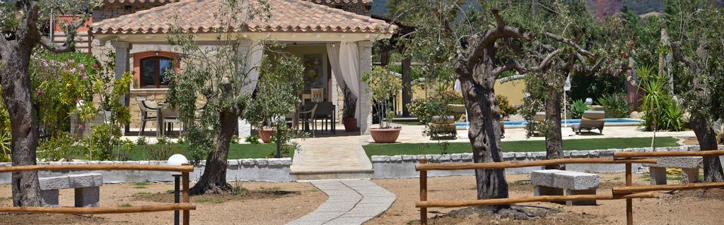 Affittacamere B&B La Villa Dei Graniti فيلاّسيمِيوس المظهر الخارجي الصورة