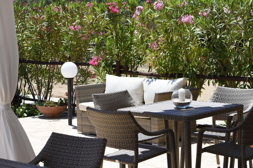 Affittacamere B&B La Villa Dei Graniti فيلاّسيمِيوس المظهر الخارجي الصورة