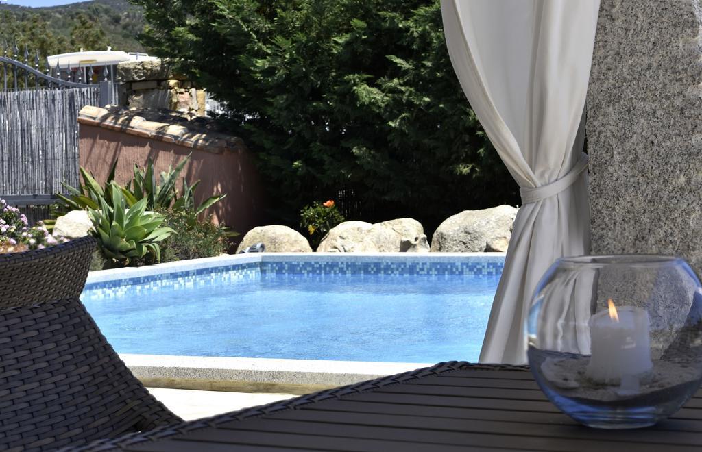 Affittacamere B&B La Villa Dei Graniti فيلاّسيمِيوس المظهر الخارجي الصورة