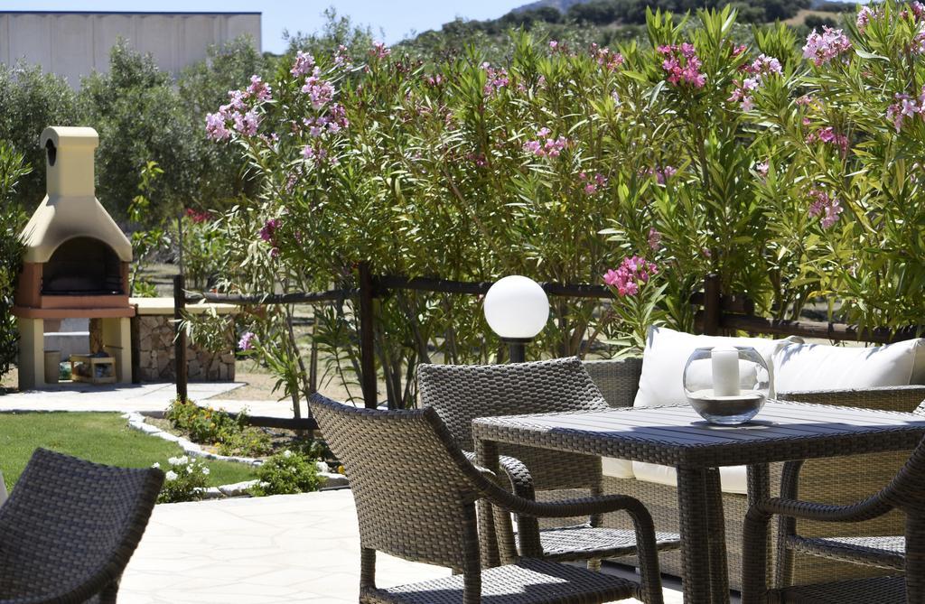 Affittacamere B&B La Villa Dei Graniti فيلاّسيمِيوس المظهر الخارجي الصورة
