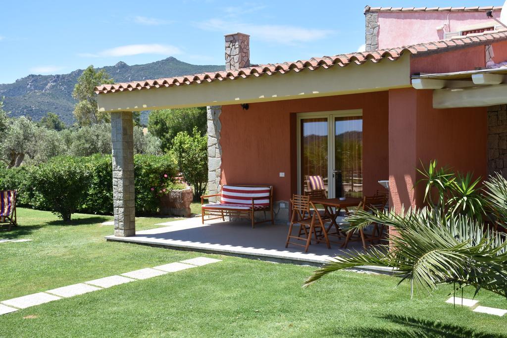 Affittacamere B&B La Villa Dei Graniti فيلاّسيمِيوس المظهر الخارجي الصورة